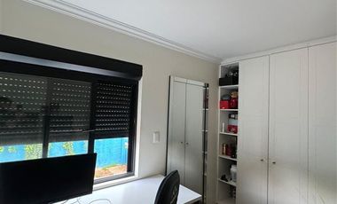 LINDA CASA REMODELADA EN VENTA, 3 HABITACIONES, LAS CONDES