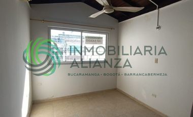 casa en venta en el refugio. Cod V61762