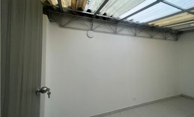 ARRIENDO CASA COMERCIAL EN PALOGRANDE, MANIZALES