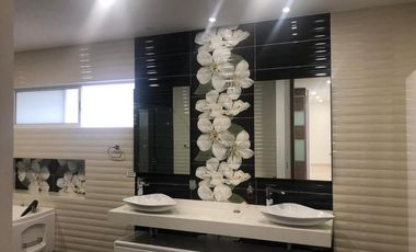 casa en arriendo/venta en via al tennis. Cod A1169