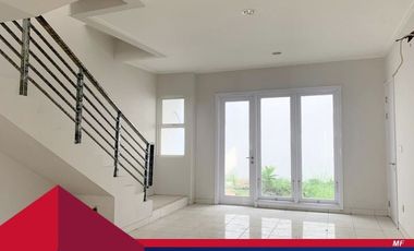 Rumah Lebar 8 Cluster Acacia @ Summarecon Bekasi Dekat Club House dan Pool