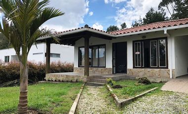 PR14035 Casa en arriendo en el sector El Escobero