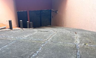 HERMOSA RESIDENCIA EN VENTA EN SAYAVEDRA