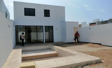 FRAC. BOTÁNICO, PRIVADA RESIDENCIAL CONKAL, 3 RECÁMARAS, PISCINA