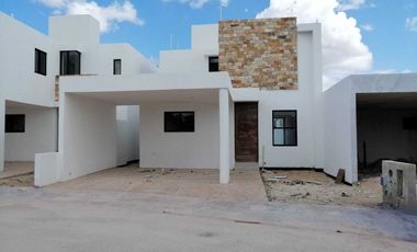 FRAC. BOTÁNICO, PRIVADA RESIDENCIAL CONKAL, 3 RECÁMARAS, PISCINA