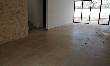FRAC. BOTÁNICO, PRIVADA RESIDENCIAL CONKAL, 3 RECÁMARAS, PISCINA