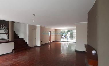 Casas como Terreno Venta CAL. MARIO VALDIVIA  - SAN MIGUEL