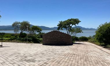 Excelentes terrenos en venta en Turtle Lake.