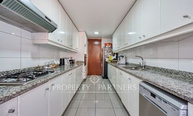 Amplio departamento con jardín en La Dehesa Central