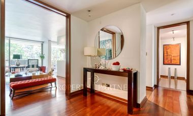 Amplio departamento con jardín en La Dehesa Central