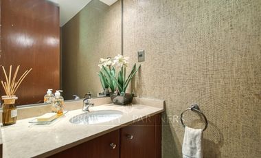 Amplio departamento con jardín en La Dehesa Central