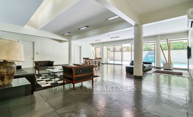 Amplio departamento con jardín en La Dehesa Central