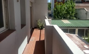 Departamento en venta en Avellaneda Este