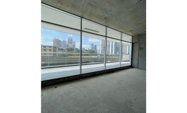 VIA TRANSSTMICA/ LOCAL/ALQUILER