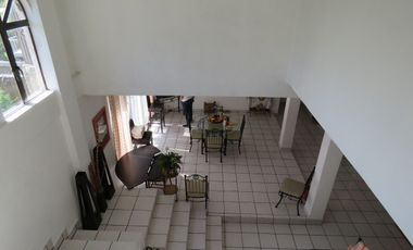 Casa sola con alberca en jiutepec, morelos.