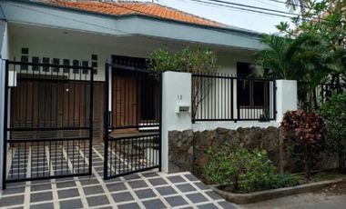 Rumah disewakan di Jawa Timur, Surabaya