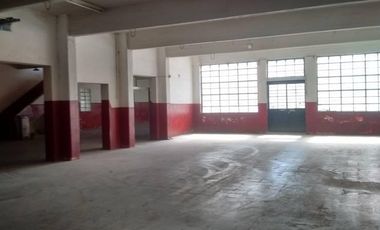 Galpón 2200m2 S/lote 26x46 En 3 Plantas Zonif: R2b2 - Monte Castro