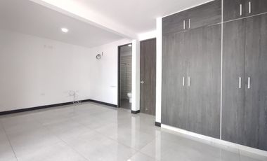 casa en venta en lomitas del trapiches. Cod V30039