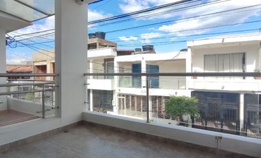 casa en venta en lomitas del trapiches. Cod V30039