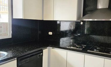 casa en venta en variante. Cod V6063