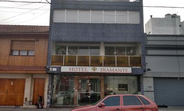 Hotel en venta en La Plata calle 41 e/ 6 y 7 - Dacal Bienes Raices