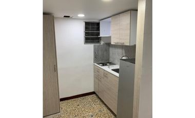 VENTA DE LOCAL COMERCIAL EN CALASANZ, EXCELENTE UBICACIÓN.