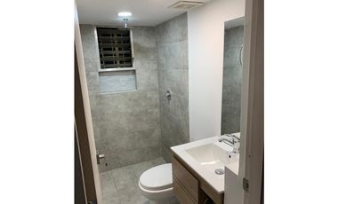 VENTA DE LOCAL COMERCIAL EN CALASANZ, EXCELENTE UBICACIÓN.