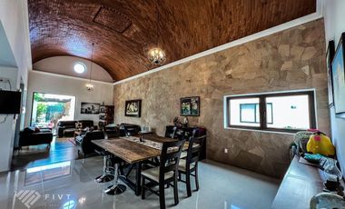 Residencia en Renta en Balvanera Polo Country Club, Diseño de Autor, LUXURY HOME