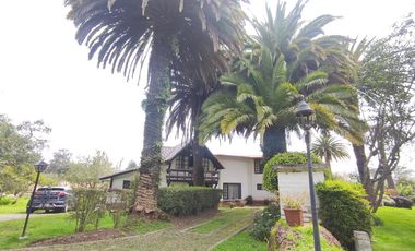 Casa en Venta de 4 habitaciones en Planta Baja con Terreno de 1800m², Valle de los Chillos, Conocoto