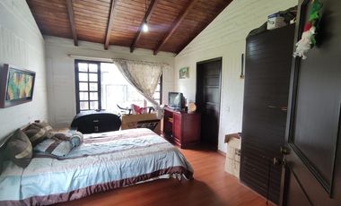 Casa en Venta de 4 habitaciones en Planta Baja con Terreno de 1800m², Valle de los Chillos, Conocoto