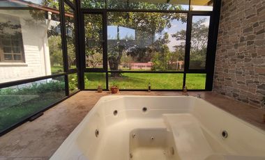 Casa en Venta de 4 habitaciones en Planta Baja con Terreno de 1800m², Valle de los Chillos, Conocoto