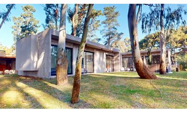 CASA EN VENTA EN COSTA ESMERALDA - DEPORTIVO 506