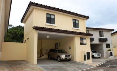 Se Alquila Casa Dúplex en Howard $2.100