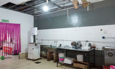 GALPON + LOCAL COMERCIAL VENTA MACROCENTRO 454 M2