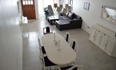 Azul 623 * Hermoso triplex con cochera doble, patio y playrroom*