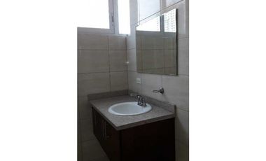 APARTAMENTO PH EL CANGREJO BAY, 2 RECAMARAS 125 METROS