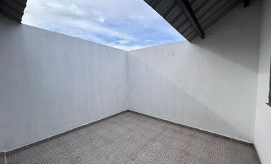 Departamento Tipo Casa en venta en Remedios de Escalada Este