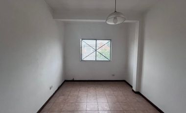 Departamento Tipo Casa en venta en Remedios de Escalada Este