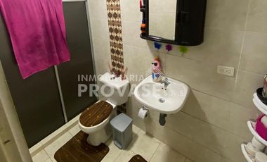 casa en venta en niza. Cod V102835