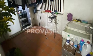 casa en venta en niza. Cod V102835