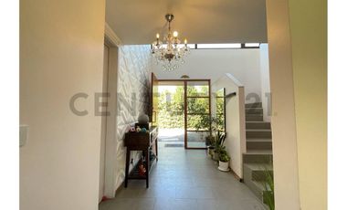 VENDO EXCLUSIVA CASA EN SANTA ELENA CHICUREO NORTE
