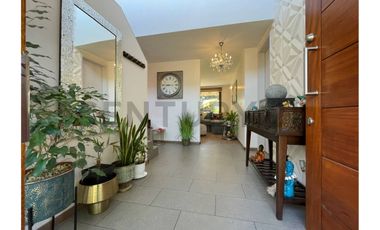 VENDO EXCLUSIVA CASA EN SANTA ELENA CHICUREO NORTE