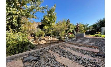 VENDO EXCLUSIVA CASA EN SANTA ELENA CHICUREO NORTE