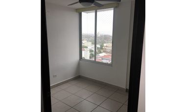 Alquilo apart. Con Línea Blanca  en Parque Lefevre PL-184