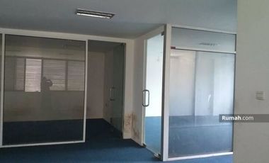 JUAL CEPAT Gedung Kantor di Jendral Sudirman Balikpapan 3 Lt