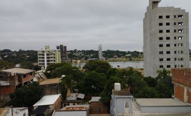 EDIFICIO DE  6 DEPARTAMENTOS Z/COSTANERA EL BRETE. POSADAS MISIONES VENTA