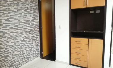 Maat vende Casa en Conjunto -Villeta, 210M2 $400Millones