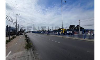 Vendo locales y galpones en La Cantera