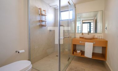 Casa en renta de 4 recámaras Residencial Bahía Zona Hotelera Cancún