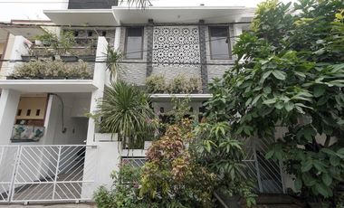 Rumah LT 120 Strategis 10 Mnt ke Pintu Tol Cikunir 6 Bisa KPR J-44629